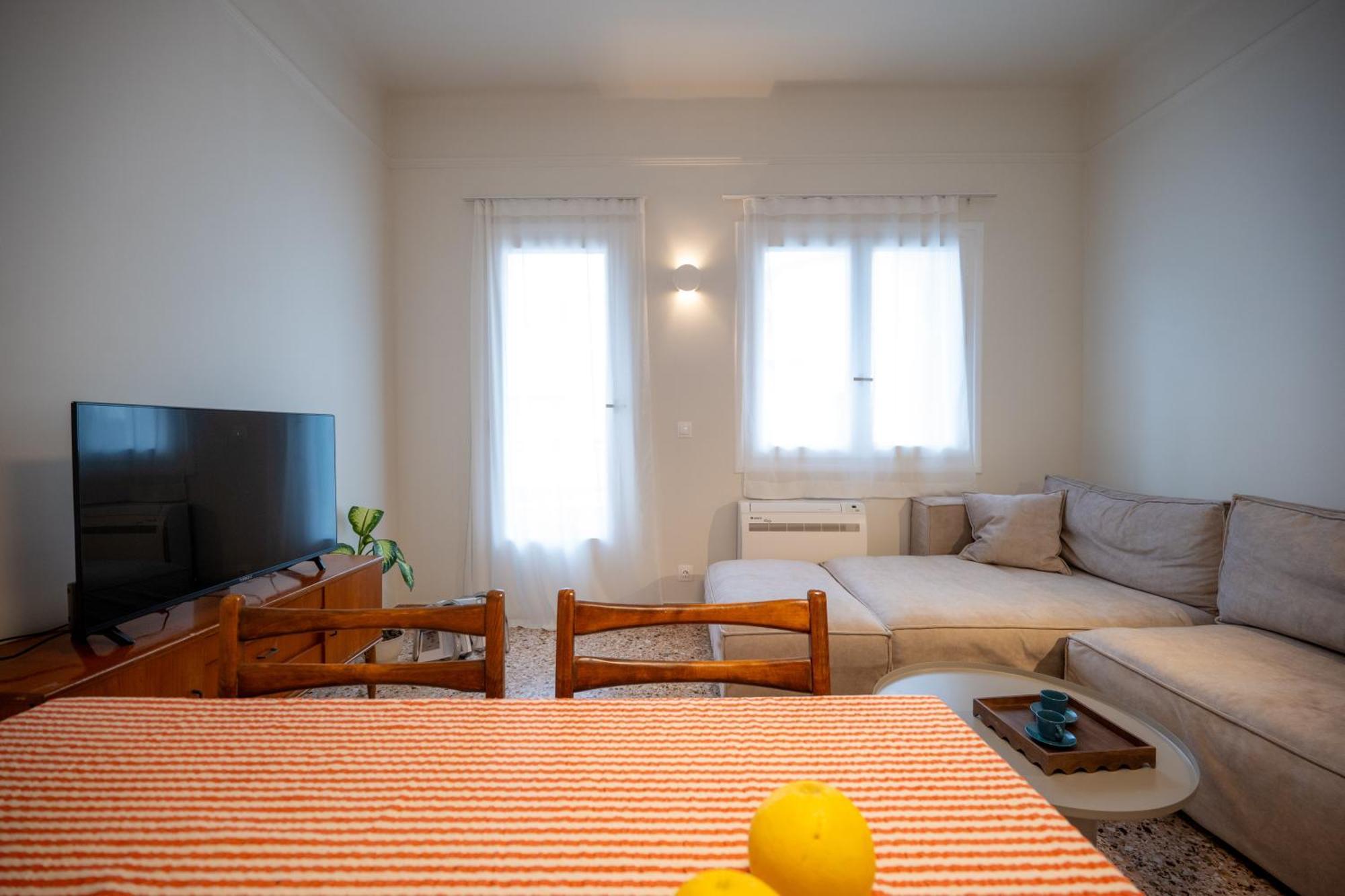 Apartment Aegis Filoppapou - Somon